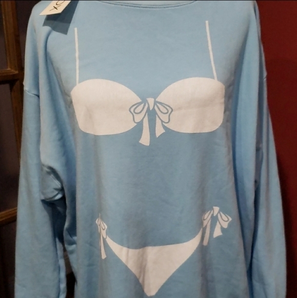 WILDFOX Couture Bikini Bod Roadtrip Sweater - Picture 3 of 6